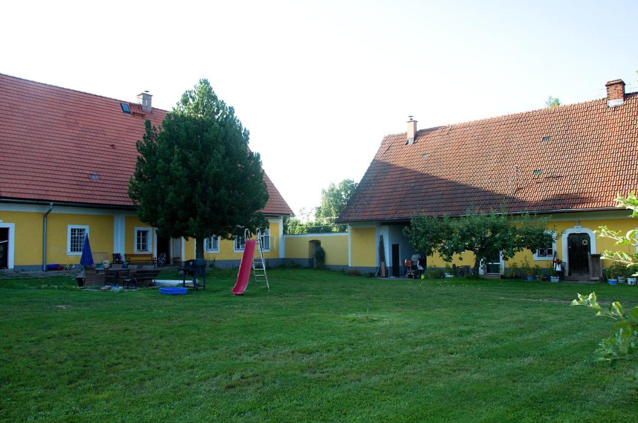 Statek Krinice Esterno foto